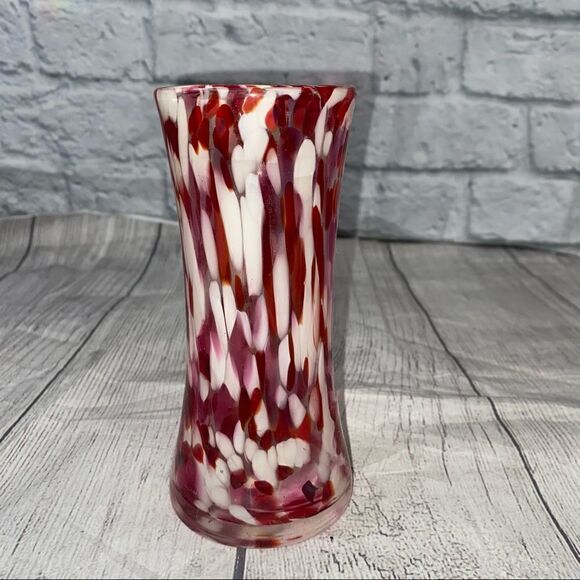 Glass painted vase 6” tall approx 2.5” wide red and white - Picture 1 of 3